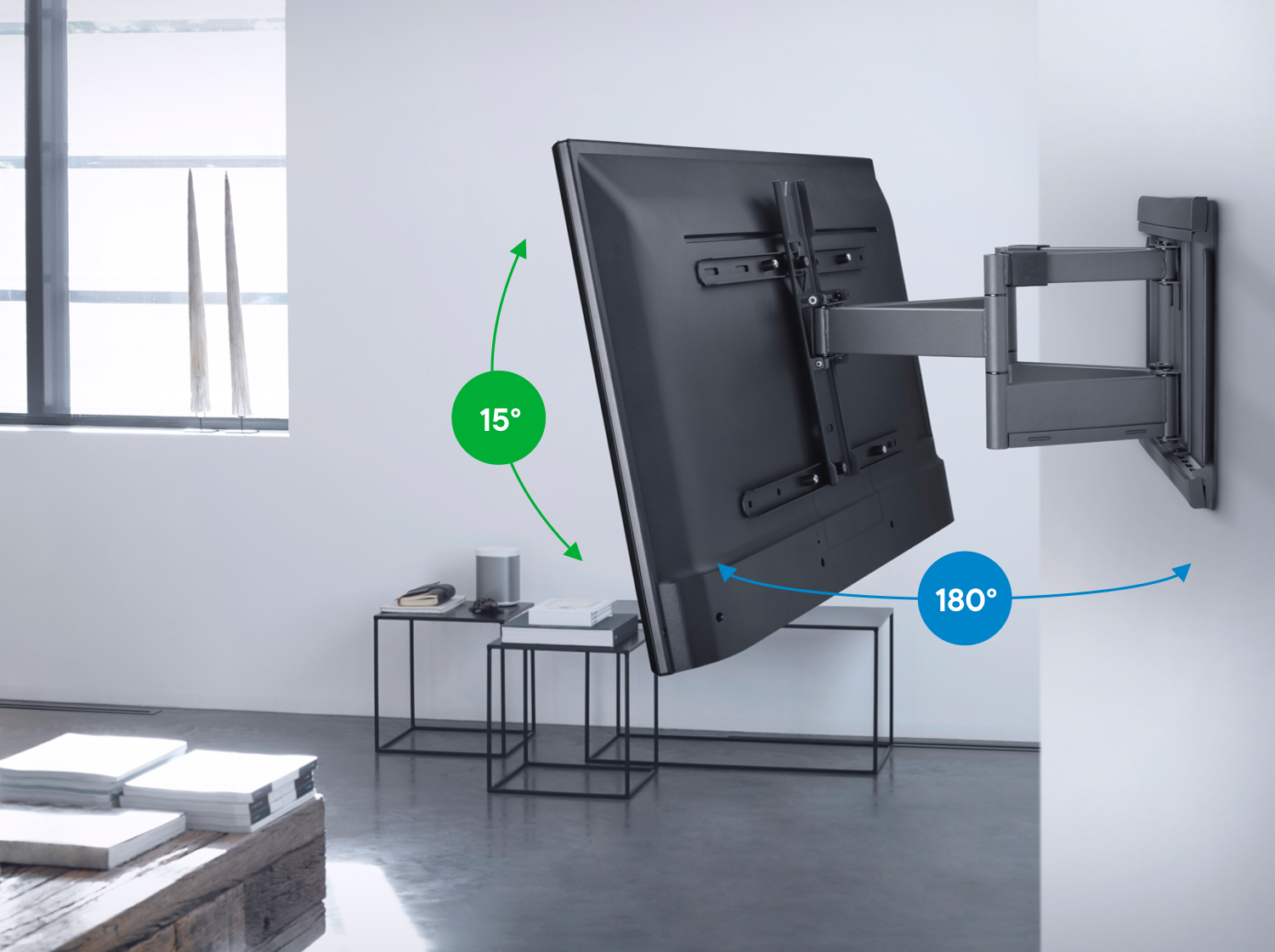 Tres modelos de soporte para colocar un televisor en la pared